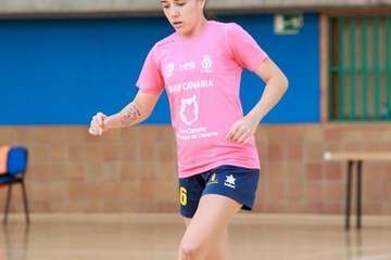 El Teldeportivo gana al Almagro con un gol final de la argentina Anita (2-1)/TA.